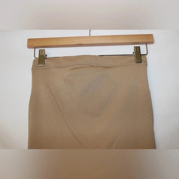 Women’s Assets by Spanx Hi-Rise Lined Shapewear Tummy Control Shorts Size XL - Picture 8 of 11